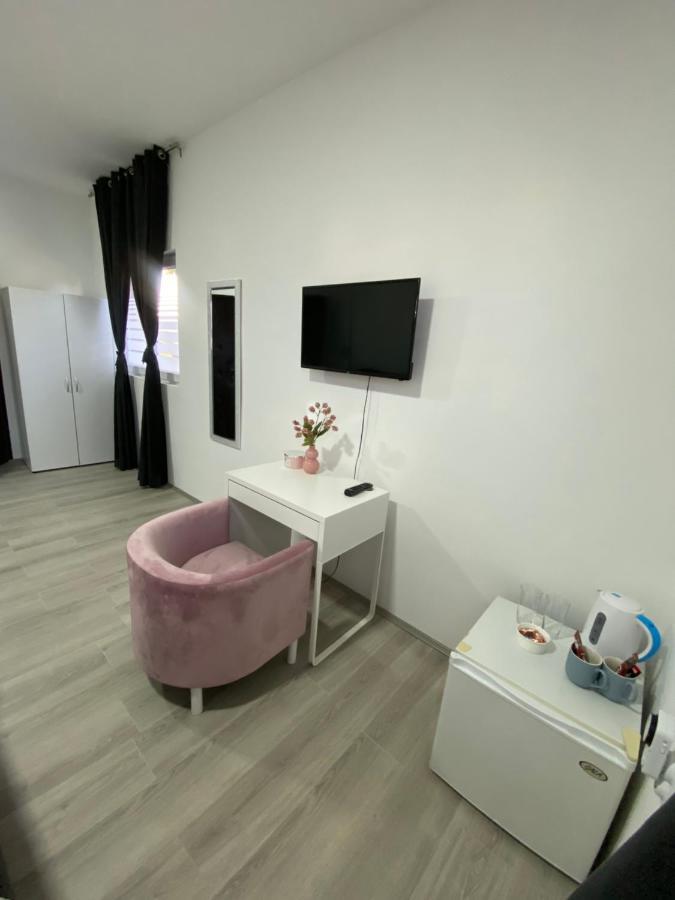 Apartmani Home Заєчар Екстер'єр фото