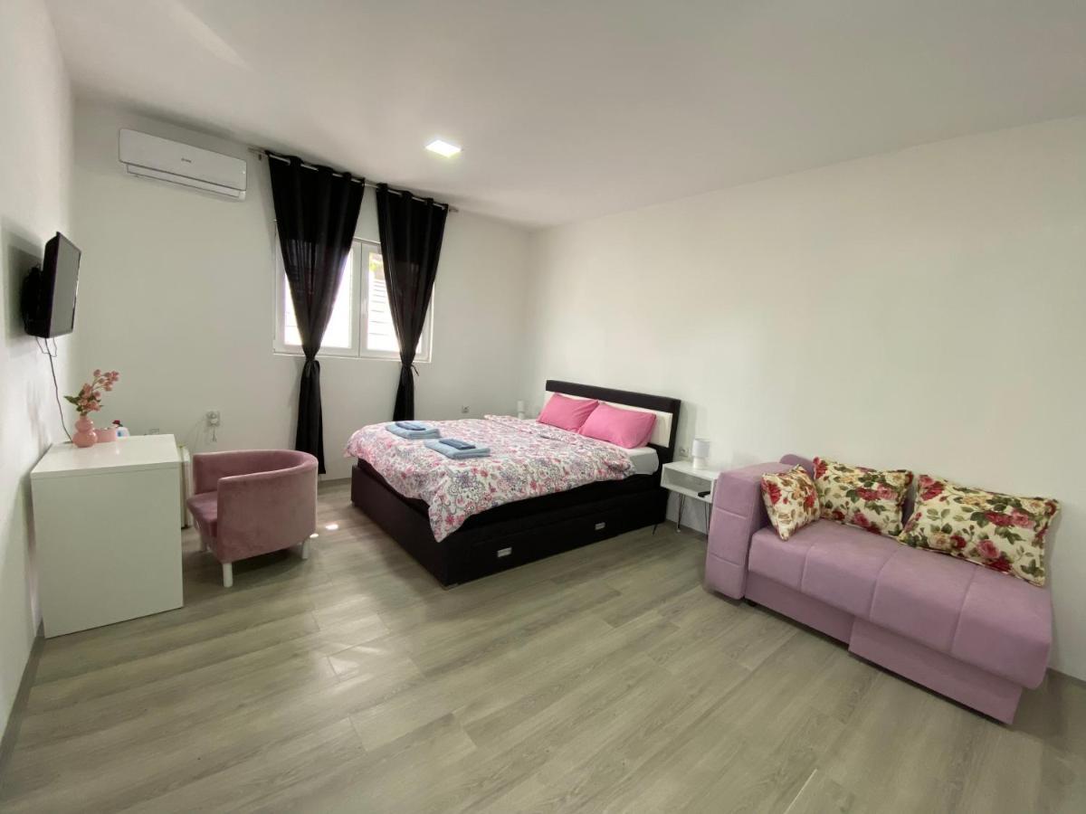 Apartmani Home Заєчар Екстер'єр фото
